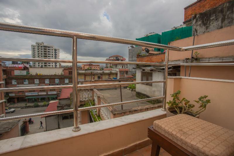 Kathmandu Embassy Hotel Esterno foto